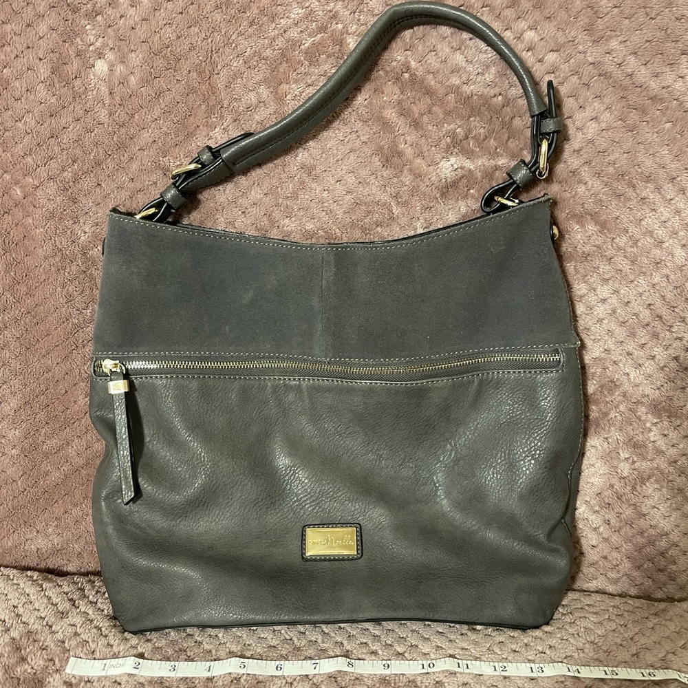 Simply Noelle Hobo